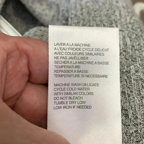 Tribal Soft Light  Grey longsleeved sweater, size medium - Picture 4 of 4